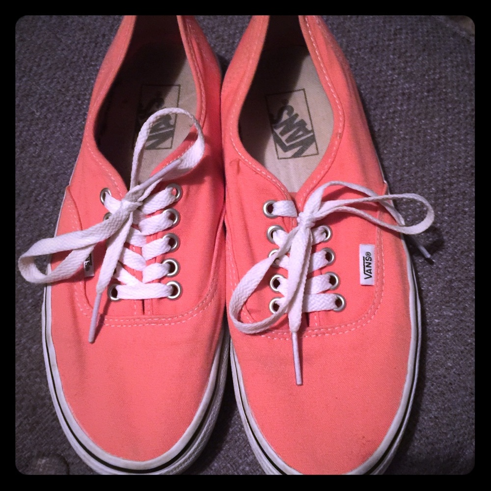 Women’s peach vans